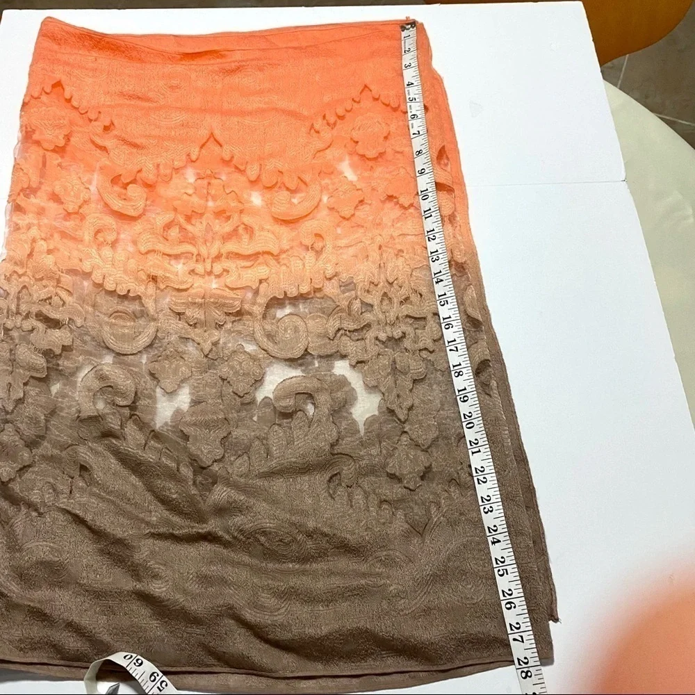 Sciarpa Lightweight Floral Lace Scarf 74”x56” Timeless Classic Traditional